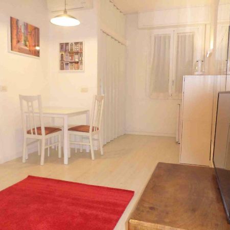 Lunigiana 15 Milano Apartment Bagian luar foto