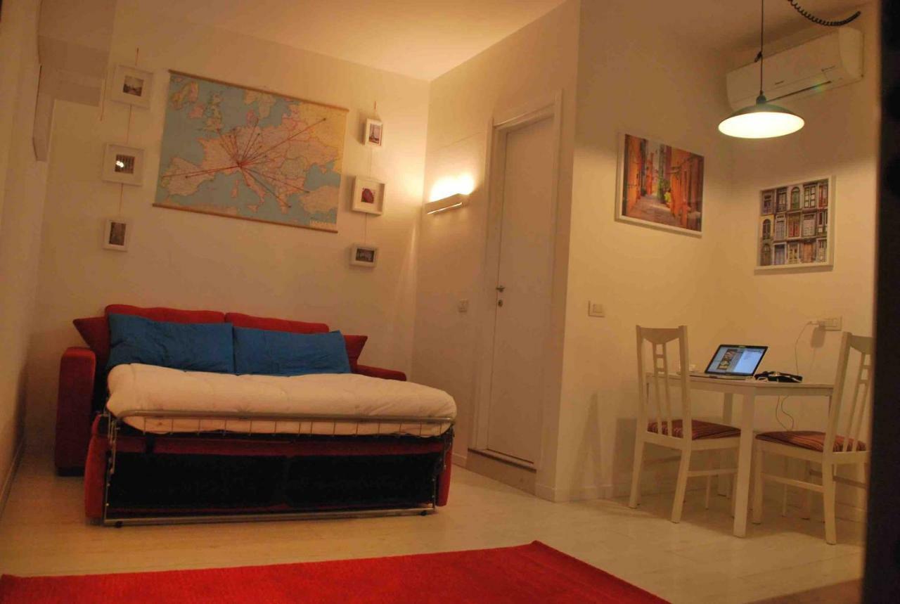 Lunigiana 15 Milano Apartment Bagian luar foto