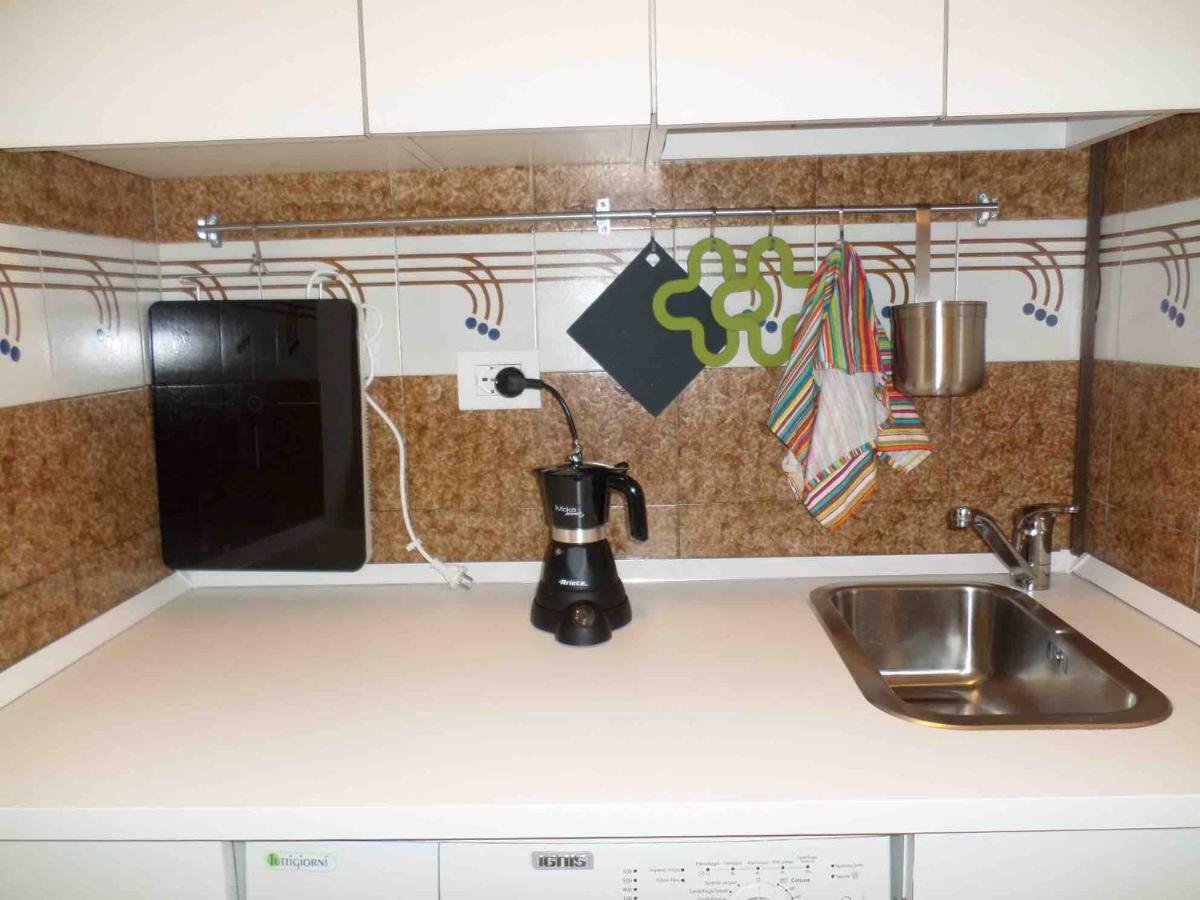 Lunigiana 15 Milano Apartment Bagian luar foto