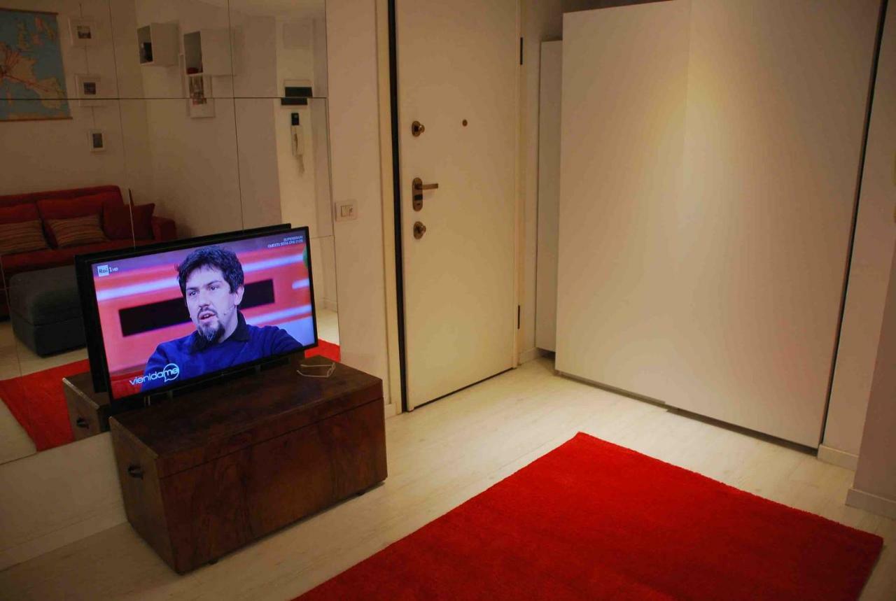 Lunigiana 15 Milano Apartment Bagian luar foto