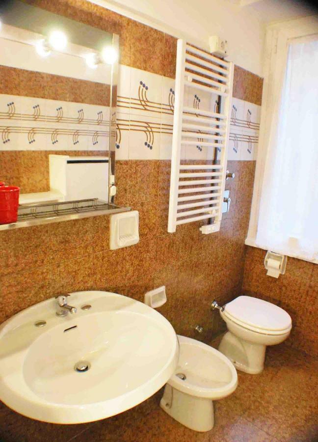 Lunigiana 15 Milano Apartment Bagian luar foto